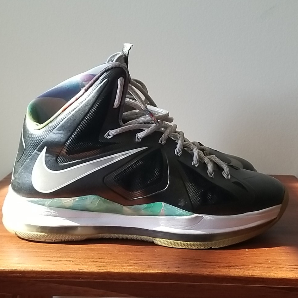 Nike Lebron X Prism Sz 9.5